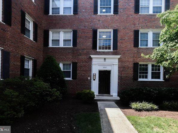 3937 Pennsylvania Avenue SE 102, Washington DC 20020