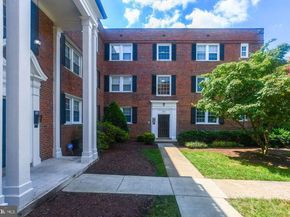 3937 Pennsylvania Avenue SE 102, Washington DC 20020