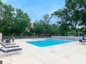 1300 Army Navy Drive 201, Arlington VA 22202