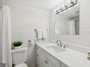 8006 Chanute Place 17/8, Falls Church VA 22042