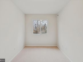 8006 Chanute Place 17/8, Falls Church VA 22042