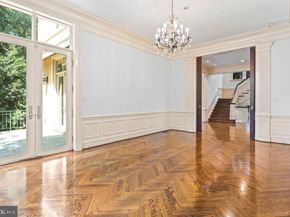 2944 University Terrace NW, Washington DC 20016