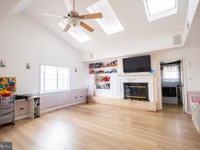 24 Rose Apple, Levittown PA 19056