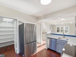 6156 Glen Eagles Court 28, Falls Church VA 22044