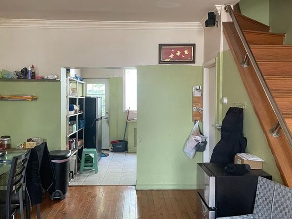 919 Washington Avenue, Philadelphia PA 19147