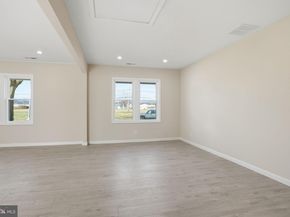 152 Junewood Drive, Levittown PA 19055