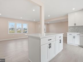 152 Junewood Drive, Levittown PA 19055