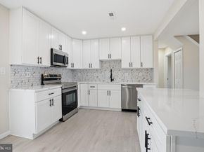 152 Junewood Drive, Levittown PA 19055