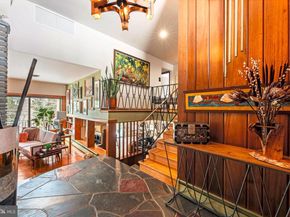 68 Pilgrim Lane, Drexel Hill PA 19026