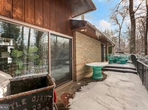 68 Pilgrim Lane, Drexel Hill PA 19026