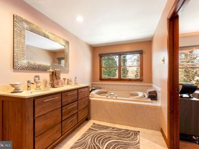 68 Pilgrim Lane, Drexel Hill PA 19026