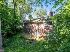 4017 N Stafford Street, Arlington VA 22207