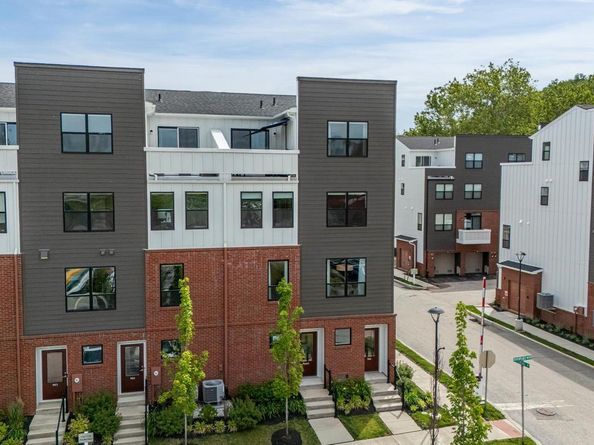 905 Riverplace Drive, Conshohocken PA 19428