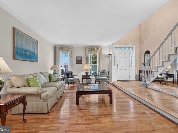 10139 Crestberry Place, Bethesda MD 20817