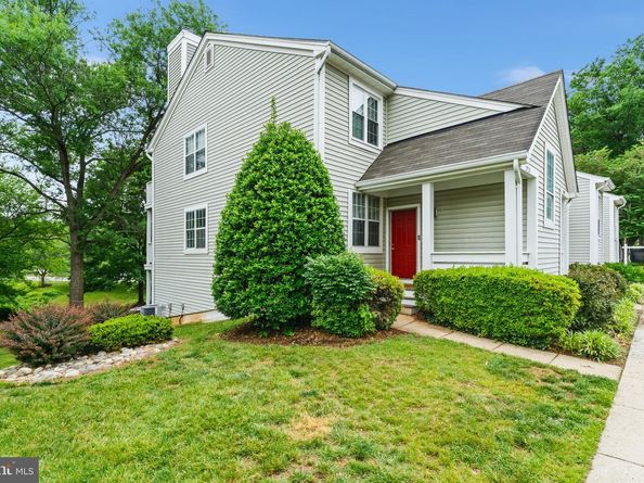 2912 Yarling Court, Falls Church VA 22042