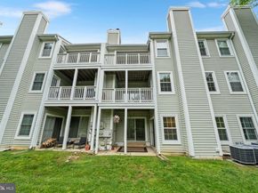 2912 Yarling Court, Falls Church VA 22042