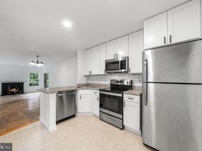 2912 Yarling Court, Falls Church VA 22042