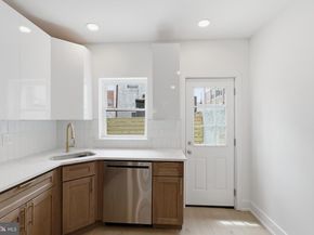 320 Wharton Street, Philadelphia PA 19147