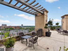 8220 Crestwood Heights Drive 719, Mclean VA 22102