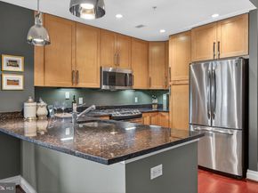 8220 Crestwood Heights Drive 719, Mclean VA 22102