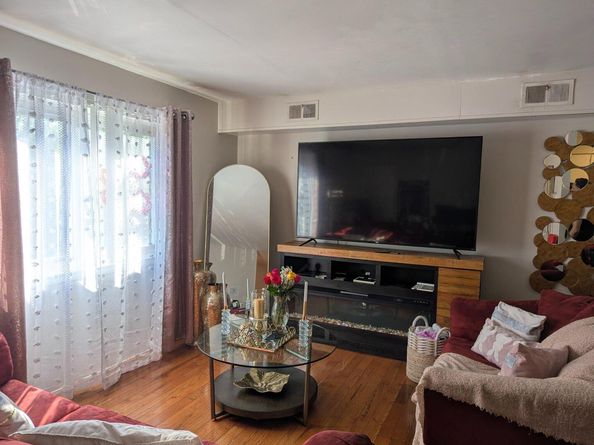 579 Allengrove Street, Philadelphia PA 19120