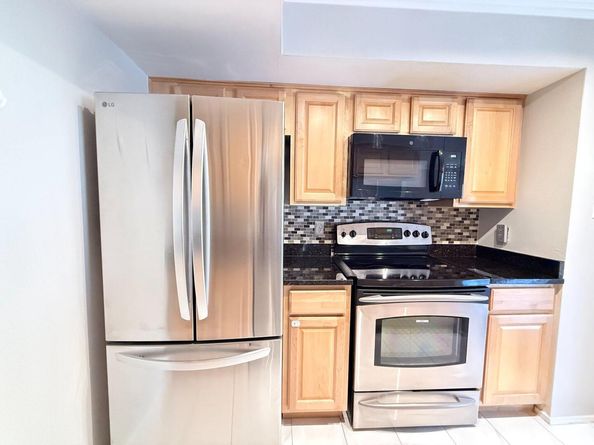 3311 Wyndham Circle 2202, Alexandria VA 22302