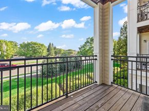 12905 Centre Park Circle 212, Herndon VA 20171