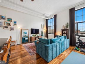 2429 Locust Street 614, Philadelphia PA 19103