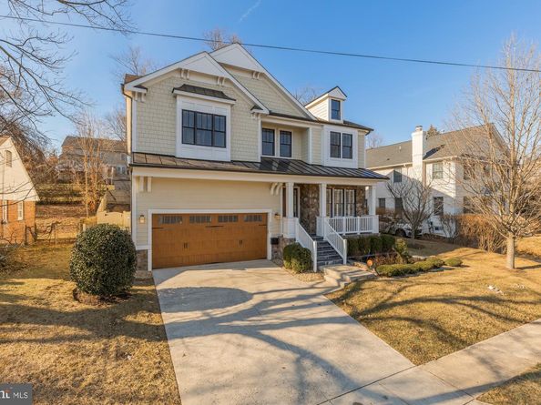 2012 N Greenbrier Street, Arlington VA 22205