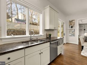 2012 N Greenbrier Street, Arlington VA 22205