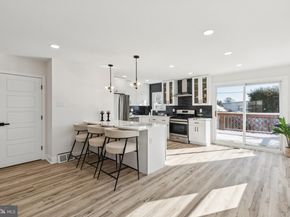 3858 Violet Drive, Philadelphia PA 19154