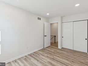 3858 Violet Drive, Philadelphia PA 19154