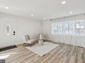 3858 Violet Drive, Philadelphia PA 19154