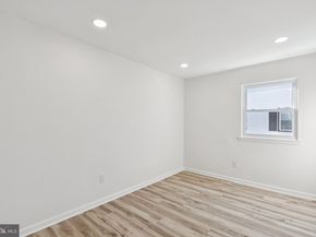 3858 Violet Drive, Philadelphia PA 19154