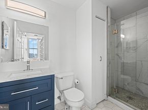 315 New Street 603, Philadelphia PA 19106