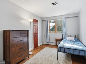 468 Paoli Avenue, Philadelphia PA 19128