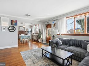 468 Paoli Avenue, Philadelphia PA 19128