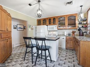 468 Paoli Avenue, Philadelphia PA 19128