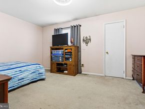 1273 Quarry Commons Drive, Yardley PA 19067