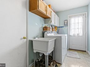 1273 Quarry Commons Drive, Yardley PA 19067