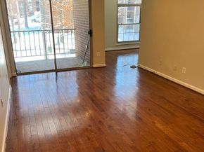 3334 Woodburn Village Drive 31, Annandale VA 22003