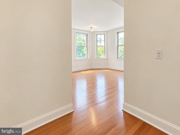 3220 17TH Street NW 207, Washington DC 20010