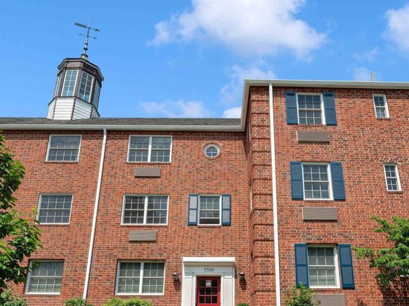 1700 W Abingdon Drive 203, Alexandria VA 22314