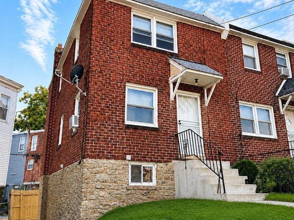 600 Cedar Avenue, Darby PA 19023