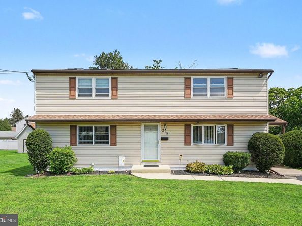 215 Maple Street, Warminster PA 18974