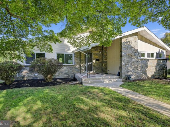 7724 Green Valley Road, Wyncote PA 19095