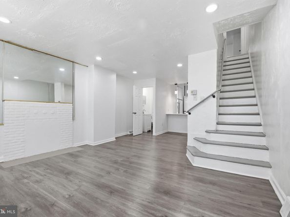 4023 N 9TH Street, Philadelphia PA 19140