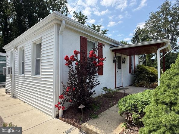 623 Knoll Avenue, Penndel PA 19047