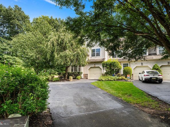 148 Green Valley, Dresher PA 19025