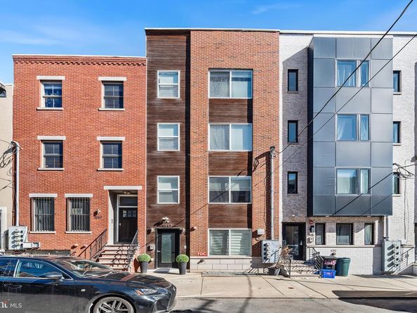 1517 Brown Street 1, Philadelphia PA 19130